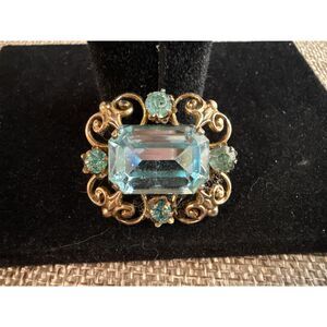 Vintage 1930s Coro Aqua Blue Glass Rhinestone Brooch Gold Tone Filigree Signed